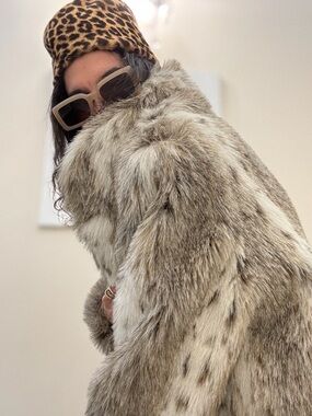 Vintage 1980s Jordache Snow Leopard Faux Fur Coat
